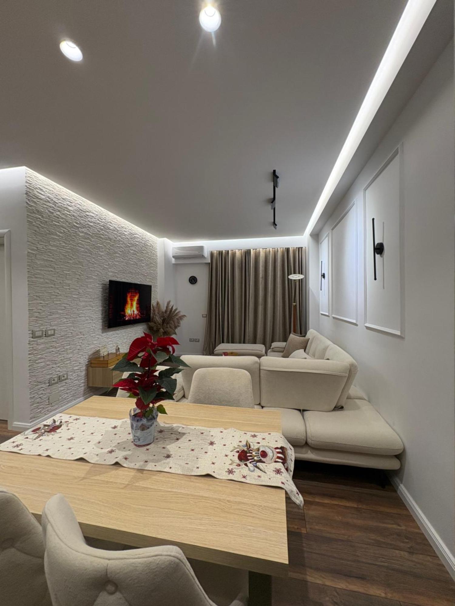 Vlorë Alajs Apartament מראה חיצוני תמונה
